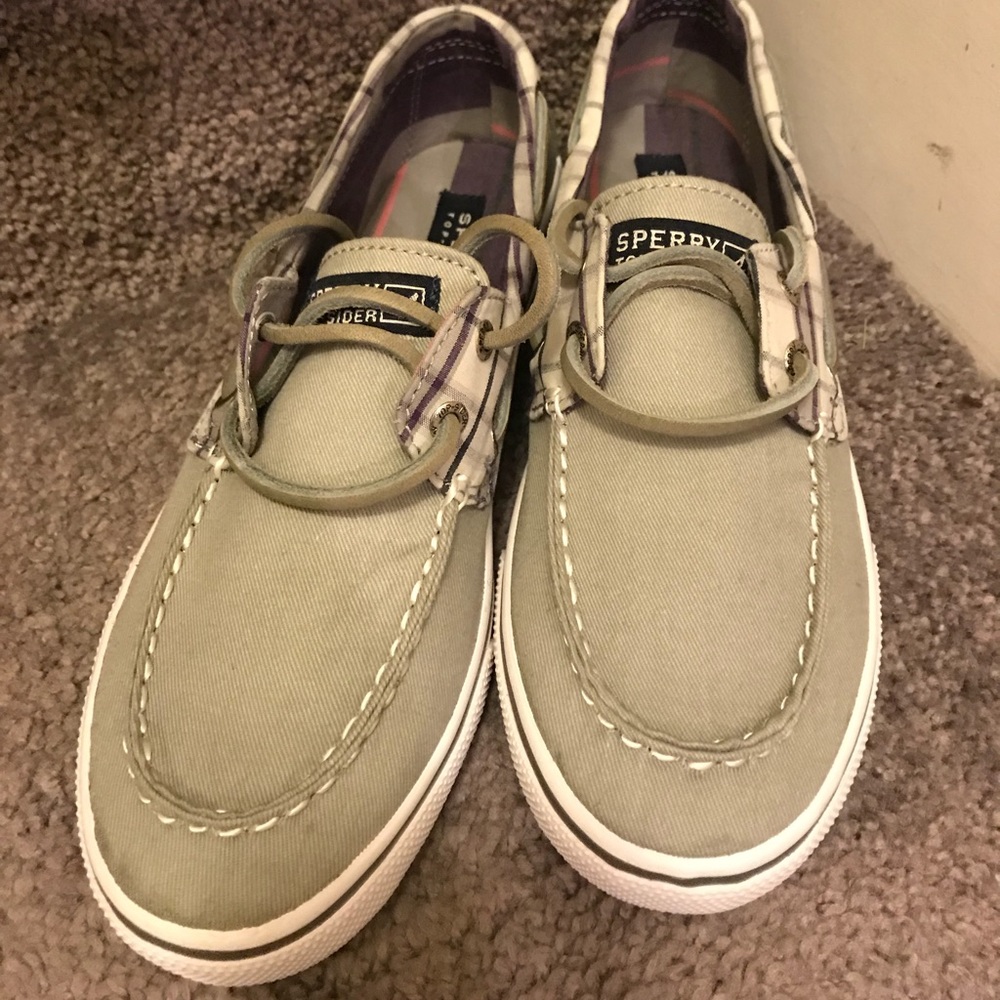Big Kids sperry slip ons